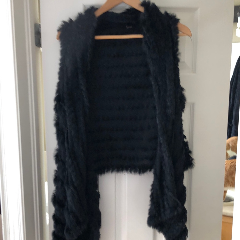 Like new danier vest